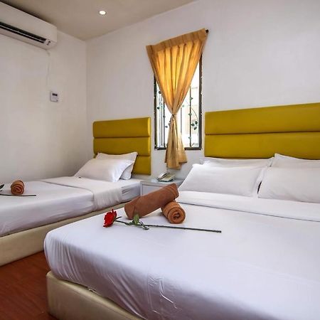Rose Cottage Hotel Bandar Seri Alam Johor Bahru Exterior photo